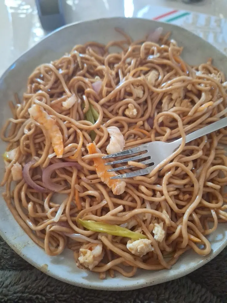 Nouilles Sautées Au Demi Crevettes Surgelés